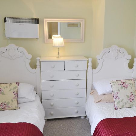 Hollyhock Cottage -Uk33553 بلايكيني المظهر الخارجي الصورة
